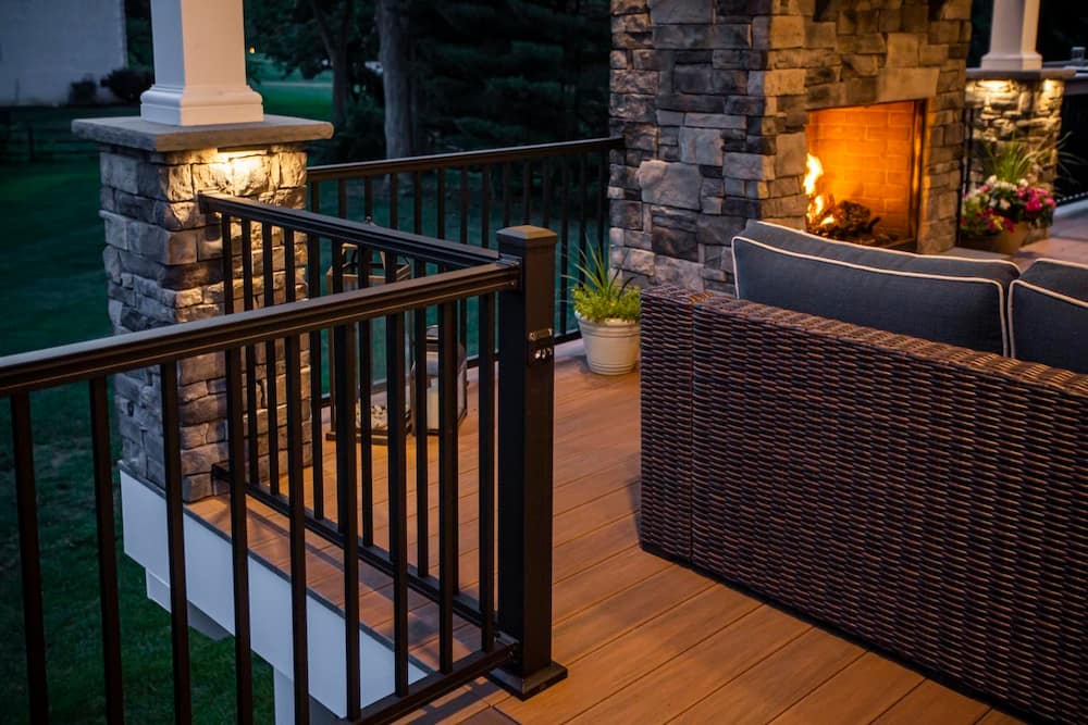 Key-Link Fencing and Railing American Series Aluminum Square Baluster Railing Kit | Key-Link