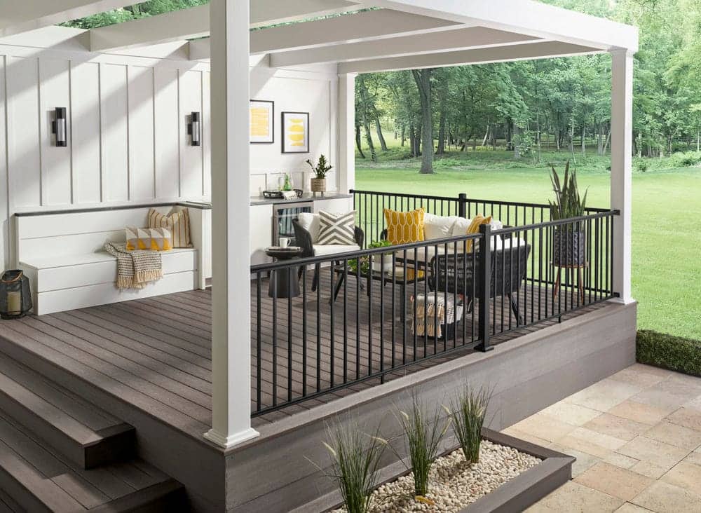 Outlook series metal railing is used on a deck patio