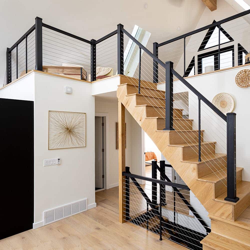 Keylink American Series Horizontal Cable Top Rail Kit in textured black 6' stair section